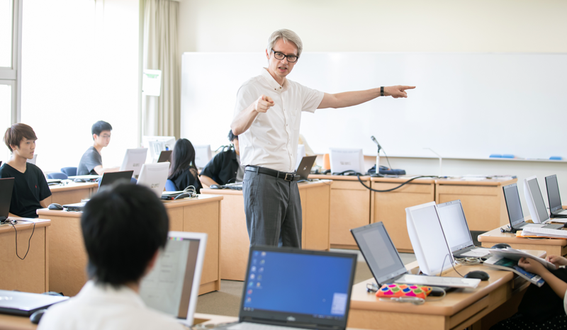 全学共通カリキュラムの英語科目の授業風景