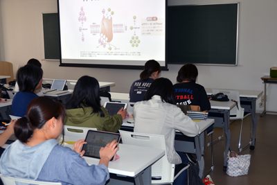 ipad使用の授業（看護学科）