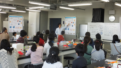 自学用スペース「マイラボ」で行われた講義の様子