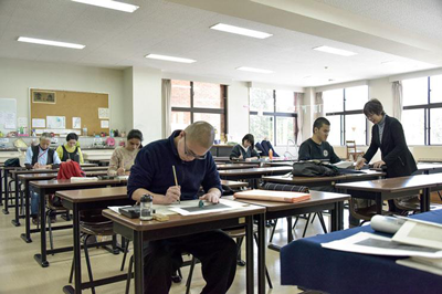 学内での講義の様子