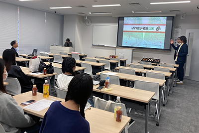 いわき小名浜菜園の担当者による講義の様子