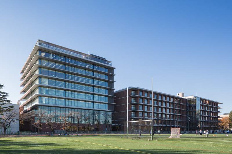 今年1学部5学科を新設した世田谷キャンパスの校舎 今年1学部5学科を新設した世田谷キャンパスの校舎