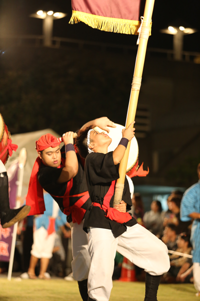 沖大祭で恒例のエイサー