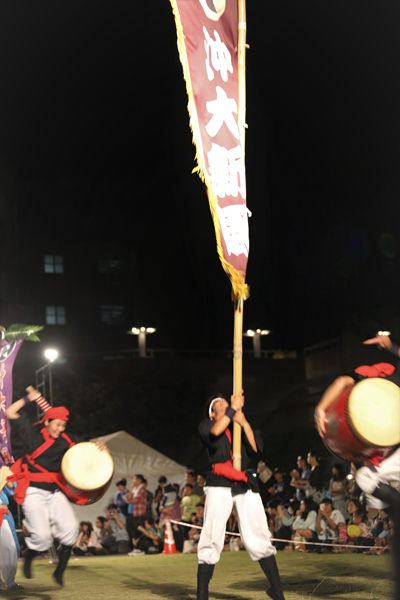 沖大祭で恒例のエイサー