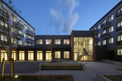 ハウス大将軍の中庭夕景 ハウス大将軍の中庭夕景