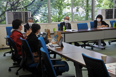 「時間割相談会、レポートの書き方講座の様子」 「時間割相談会、レポートの書き方講座の様子」