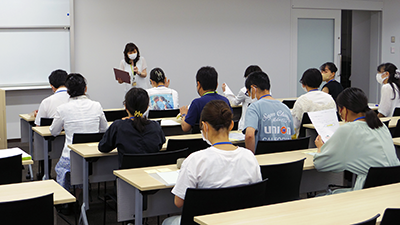 不登校生徒支援ボランティア研修会の様子」 不登校生徒支援ボランティア研修会の様子