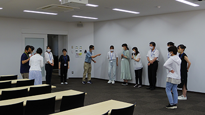 不登校生徒支援ボランティア研修会の様子