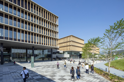 JR草薙駅近くに誕生した新キャンパス JR草薙駅近くに誕生した新キャンパス