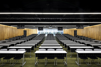 JR草薙駅近くに誕生した新キャンパス JR草薙駅近くに誕生した新キャンパス