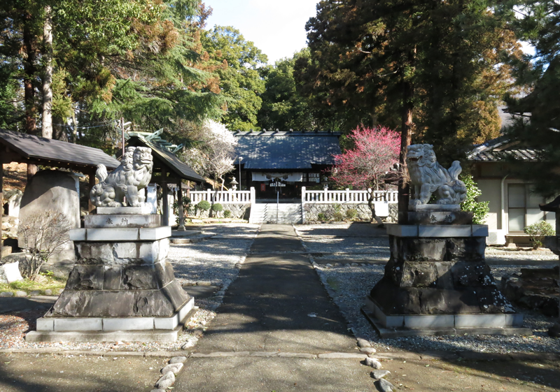 連歌発祥の地「酒折宮」