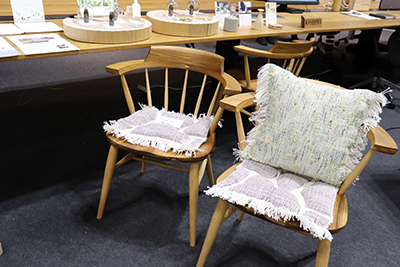 館「木と暮らしの博覧会」展示の様子。